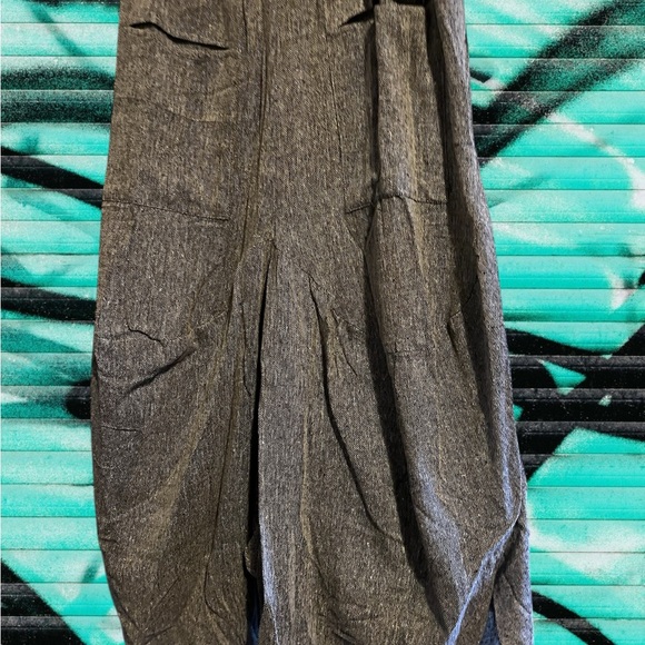 Gray Button-Up Shirt and Pant Set by Rhea L/XL - Picture 3 of 8